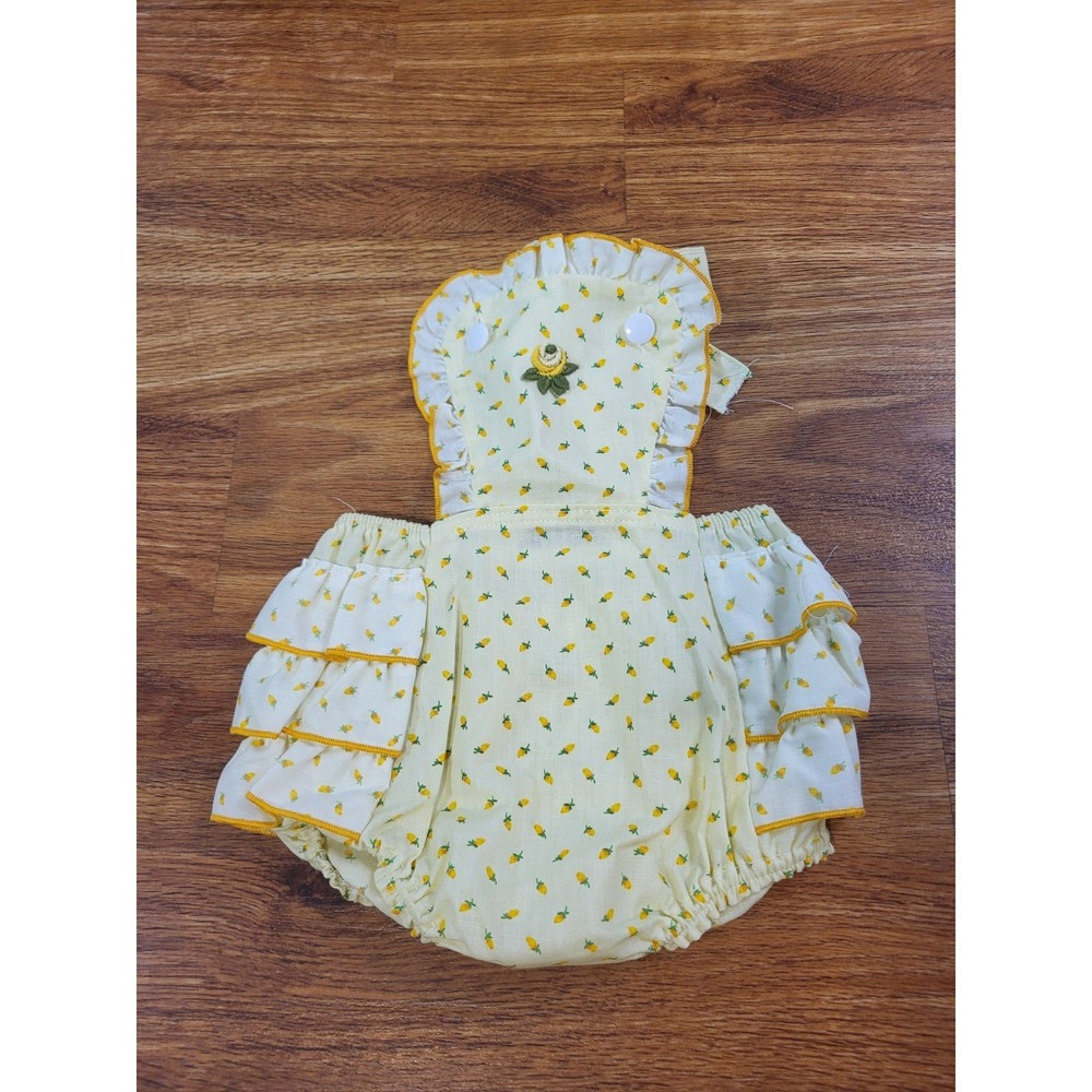 Vintage Stone Size 12 Months Yellow Floral Sunsuit Ruffle Buttom